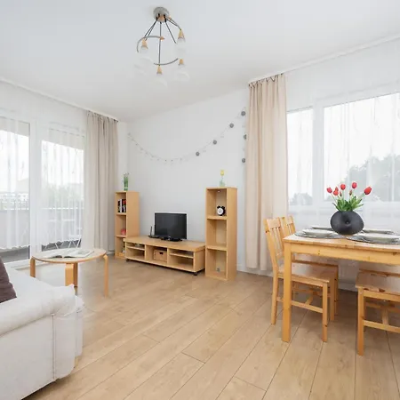 Słoneczny Z Parkingiem By Renters