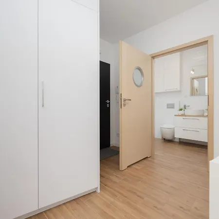 Sloneczny Z Parkingiem By Renters Βαρσοβία