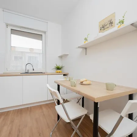 Sloneczny Z Parkingiem By Renters Apartamento *