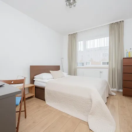 Sloneczny Z Parkingiem By Renters *