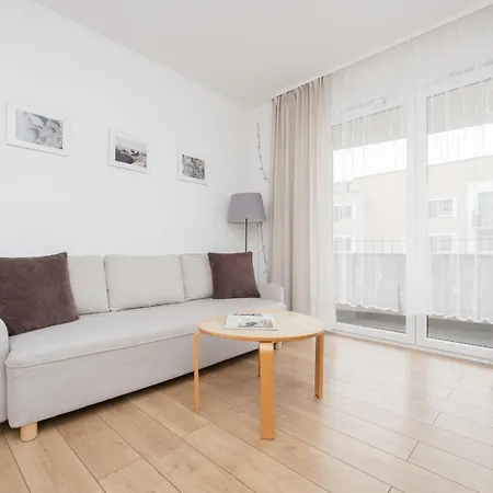 Sloneczny Z Parkingiem By Renters Apartment