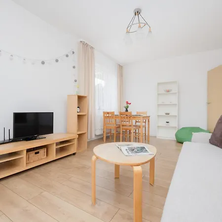 Sloneczny Z Parkingiem By Renters Apartment *