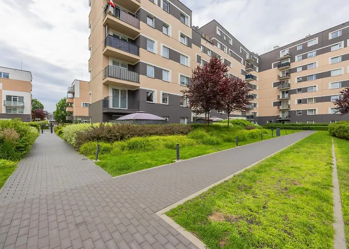 Sloneczny Z Parkingiem By Renters