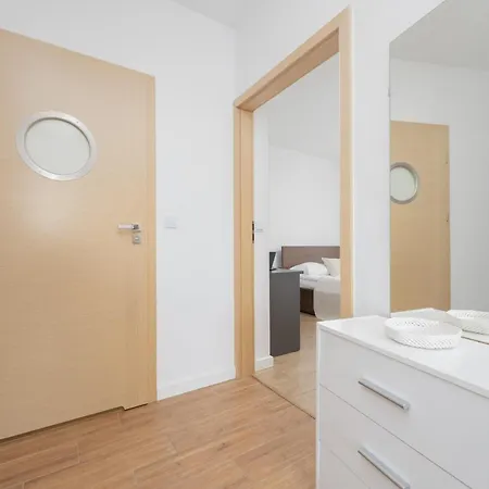 Sloneczny Z Parkingiem By Renters * Varšava