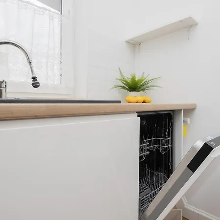 Sloneczny Z Parkingiem By Renters *